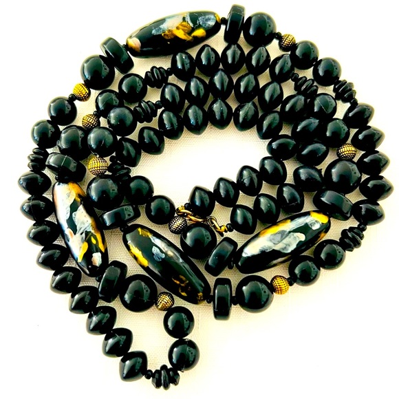 Necklace~Wooden Painted / Host Pick - Picture 2 of 10